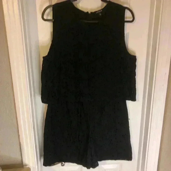 Venus all black romper size 12 - Picture 15 of 16